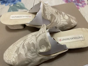 Victoria's Secret Boudoir-Hausschuhe Vintage 90er elfenbeinfarben Brokat Flitterwochen 90er groß - Bild 1 von 7