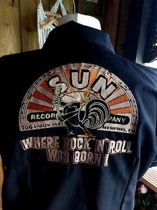 RUMBLE59 M 10 SUN RECORDS ROCKABILLY DINER BOWLING SHIRT PIN UP HOT ROD 50S XMAS - Picture 1 of 5