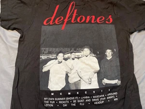 Deftones MCMXCVII Bandfoto SM T-Shirt offiziell Nu-Metal alternativer Slipknoten - Bild 1 von 4