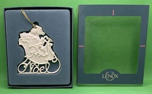 Lenox Porcelain Holiday Wishes Noel Sleigh Ornament with Box 1991 - Picture 1 of 2