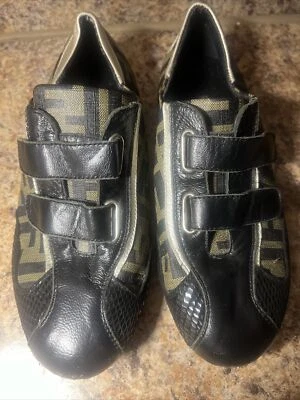 Zapatillas Fendi Talla 37 - 2068-009  Foto 1 de 4