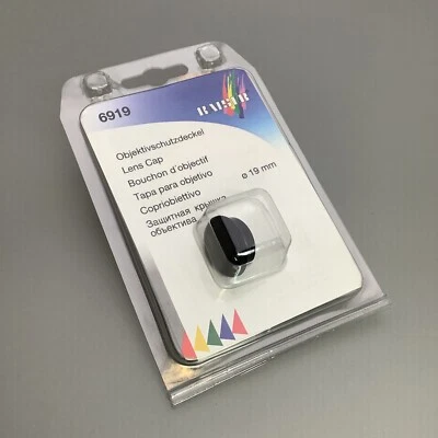 Kaiser 19mm Slip-On Lens Caps - Image 1 of 4