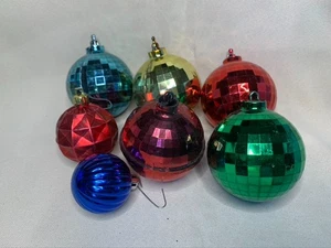 Bradford Plastic Christmas Ornament Disco Ball Set of 5 & 2 Other Plastic Orname - Picture 1 of 6
