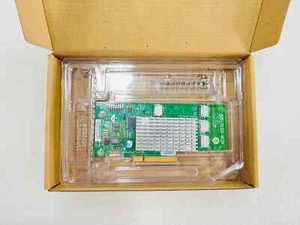 Adaptateur bus hôte interne NVMe Supermicro 6,4 Go/s quad-port Gen-3 AOC-SLG3-4E2P - Photo 1/4
