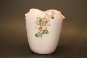 Vintage LEFTON China Pink Vase w/ Pink, Yellow Applied Flowers Gold Trim - Picture 1 of 8