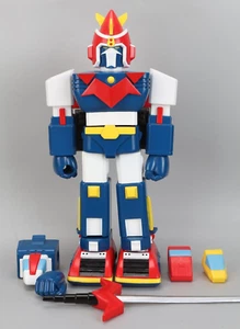 Play toy DX Voltes V Vinyl Action Figure VINART Combattler 15" Jumbo sofubi b - Picture 1 of 5