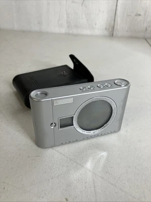 Oregon Scientific Radio Controlled Travel Digital Alarm Clock RM888PA - Image 1 of 4