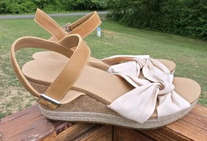 Sandalias de cuña UGG Joslyn para mujer talla 9 cuero tostado lona alpargata 1102869 nuevas sin caja - Imagen 1 de 14