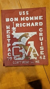 1962-1963 Navy USS Bon Homme Richard CVA-31 libro crociere annuario - 304 pagine - Foto 1 di 10