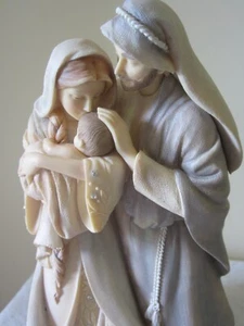 2013 Rare Enesco Foundations “A Child Is Born; Let There Be Peace” 4034768 Xmas - Picture 1 of 12