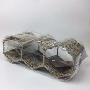Cenboss Natural Seagrass 3 Bottle Slot Countertop Wine Rack - Picture 1 of 6