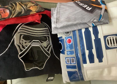 Juego de 7 apuestas dobles Star Wars Classic GridIncluye juego de sábanas cómodas reversibles. Foto 1 de 4