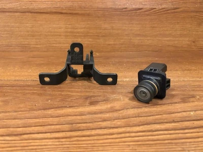 10-2019 LINCOLN MKT TAILGATE TRUNK 3RD BRAKE LAMP VIEW BACKUP PARKING CAMERA OEM - Image 1 of 4