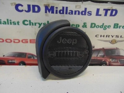 JEEP PATRIOT  2008- 2010 FRONT LEFT DOOR SPEAKER TRIM COVER GRILLE - Image 1 of 4