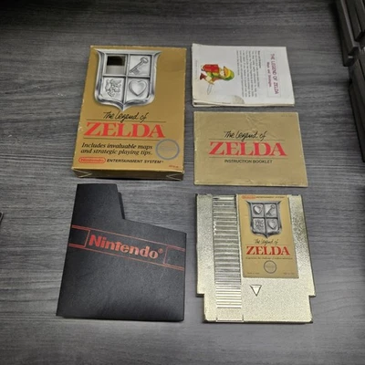 The Legend of Zelda: Complete Tested CIB Gold Cart Manual  (Nintendo, NES, 1987  - Image 1 of 4