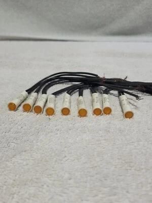 Lote De 9 Luces Indicadoras Ámbar Leecraft Tineon 3600 125v 1/3W Foto 1 de 4