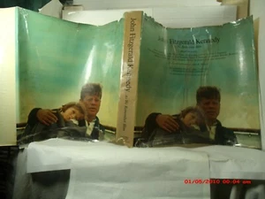 JOHN FITZGERALD KENNEDY ....AS WE REMEMBER HIM -( 2-LP'S)- WITH A 241 PAGE BOOK - Picture 1 of 12