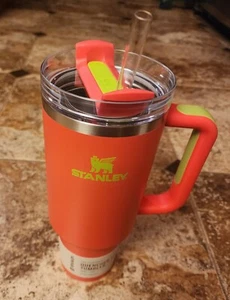 Stanley 40oz H2O Flowstate Tumbler. Heat Wave Hibiscus Exclusive Collection. NEW - Picture 1 of 6