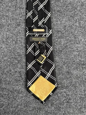 Галстук шелковый DONALD TRUMP Signature Collection в полоску черный/серый - Изображение 1 из 4