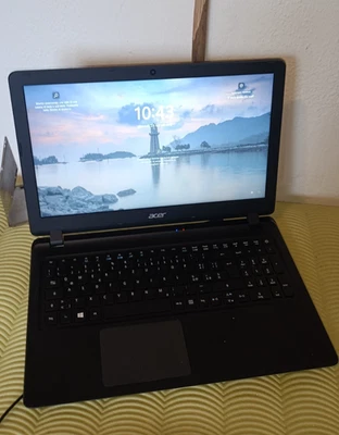 ACER ES1-523/524 15,6" AMD A4-7210 QUADCORE 4gb 128gb SSD WNI11 - Bild 1 von 4