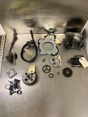 Honda Rebel 250 1985 lote aleatorio caja #2 Foto 1 de 4