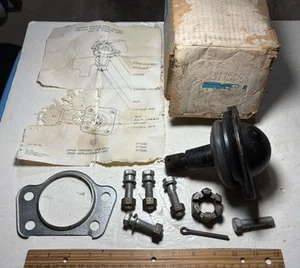 NOS GM Chevy 1960-1962 Chevrolet Truck Upper Control Arm Ball Stud Unit #3775088 - Picture 1 of 14