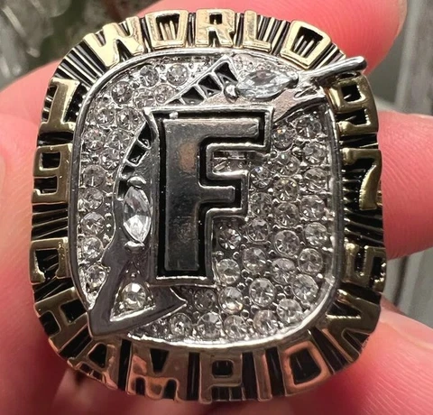 Florida Marlins Miami Marlins 1997 Replica World Series Ring - SGA Cover