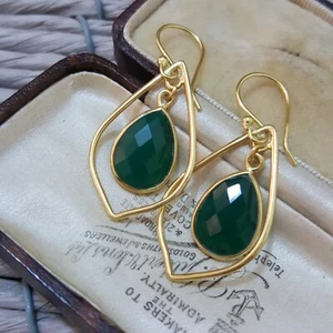 925 Sterling Silver Earrings, Green Onyx Gemstones, Retro Design, Gold Over - Picture 1 of 6