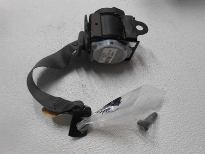 Натяжитель заднего центрального ремня безопасности 2011 Cadillac CTS - Изображение 1 из 4