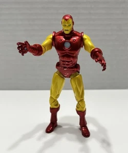 Figura de acción clásica Iron Man Armor 2010 The Avengers Marvel Universe 3,75" - Imagen 1 de 12