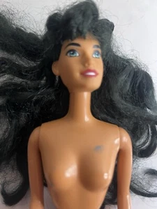 Vintage Disney ESMERALDA Puppe Glöckner Notre Dame Mattel 1995 ohne Kleidung [m] - Bild 1 von 5