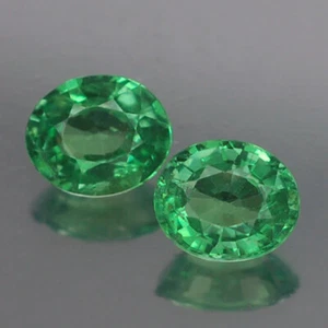 0.81CT STUNNING VVS PAIR OVAL UNHEATED GREEN TSAVORITE GARNET NATURAL - Picture 1 of 3