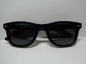 Foster Grant SR 1222 FG MP 20 09 001 POLE MCV Black vintage polarized Sunglasses - Picture 1 of 9