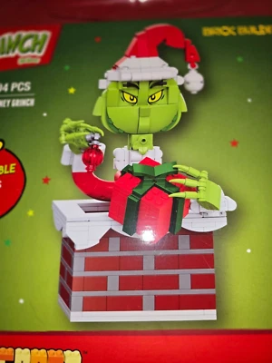 BrickCraft Up The Chimney Grinch 504 piezas Kit de construcción de ladrillos de vacaciones de Navidad Foto 1 de 4