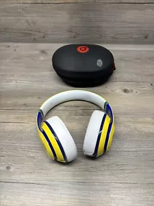 Beats Studio 2.0 Wired Over-Ear Headphones World Cup Edition - Brazil Read!!!!! - Picture 1 of 9