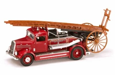 1938 Dennis Light Four Fire Engine Red Yatming 43011 1/43 Scale Diecast Car - Image 1 of 4