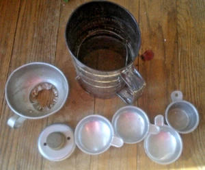 7 vtg kitchen- Bromwell's 3 Cup Measuring Flour Sifter,biscuit cutter,funnel+ - Picture 1 of 5