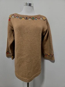 VINTAGE 60s HANDMADE/KNITTED LIGHT BROWN WOOL FLOWER EMBROIDERY TRIM SWEATER - Picture 1 of 7