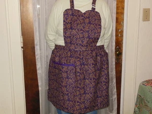 1 NUEVO delantal para adultos - estampado de lienzo púrpura - bolsillo, correa de cuello ajustable - Imagen 1 de 1