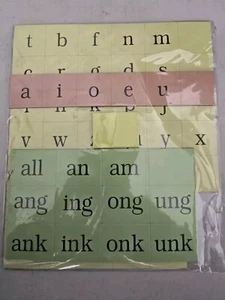 Wison Fundations Magnet Letters - Picture 1 of 2