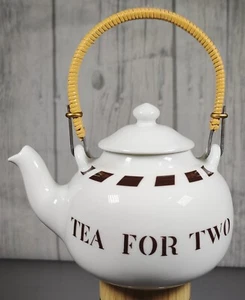 Porcelaine De Paris Aluminite Tea Pot And Rattan Wrapped Handle - Tea For Two - Picture 1 of 6
