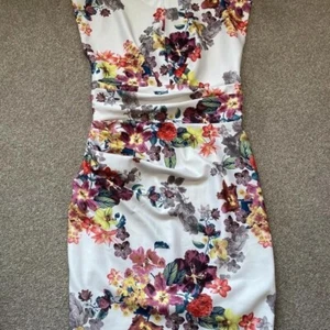 Diva Catwalk London floral bodycon wiggle dress UK 14 - Picture 1 of 4
