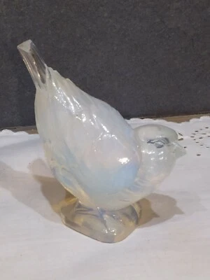 OISEAU Moineau en  Verre Opalescent Anisé signé   FERJAC france  Art Déco Ancien - Photo 1/4