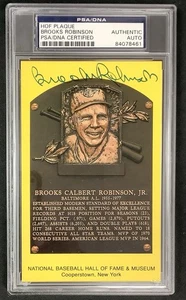 Brooks Robinson Signed Gold Plaque HOF Postcard Yellow Auto Baseball PSA/DNA #2 - Picture 1 of 2