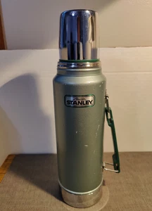 Vintage Aladdin Stanley Thermos QT. A-944dh Made in USA - Picture 1 of 11