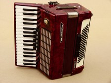 Excellent German Accordion Weltmeister Stella 80 bass Including Case .