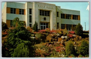 City Hall, Nanaimo British Columbia, Vintage 1965 Chrome Postcard - Picture 1 of 2