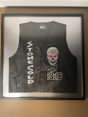 Chaleco enmarcado Stone Cold Steve Austin autografiado WWF con certificación Beckett Foto 1 de 4