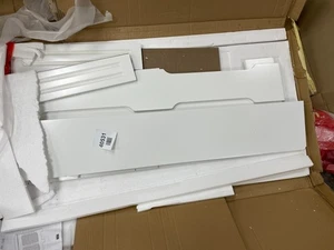 Vida Designs 333490 Oxford Radiator Cover Medium - White - Picture 1 of 2