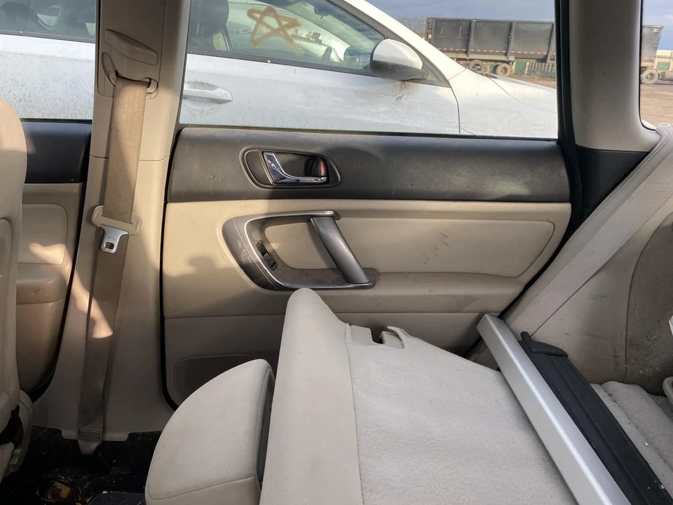 06 08 09 SUBARU LEGACY Rear Door Trim Panel Right Foto 1 de 1